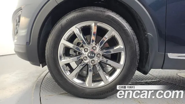 Kia Sorento 2017 thumb 5