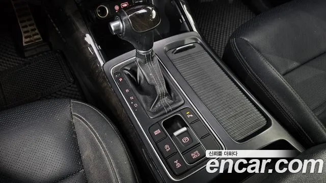 Kia Sorento 2017 thumb 9