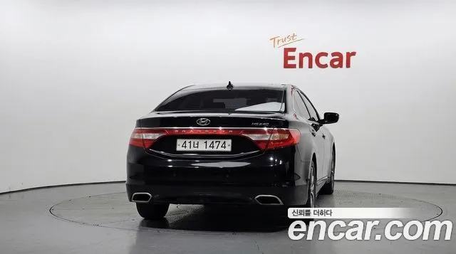 Hyundai Grandeur 2015 thumb 4