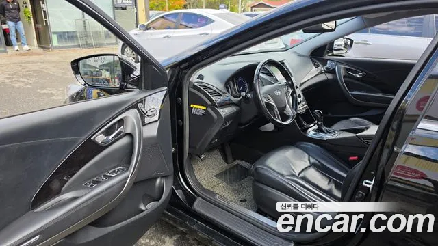 Hyundai Grandeur 2015 thumb 10