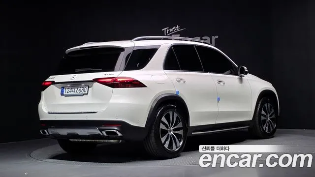 Mercedes-Benz GLE 2026 thumb 2