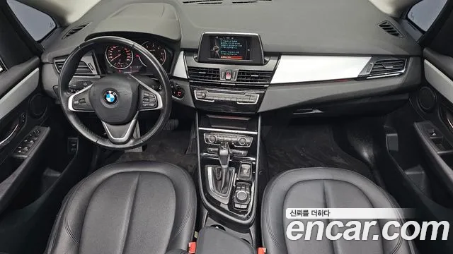BMW 2-Series 2016 thumb 7