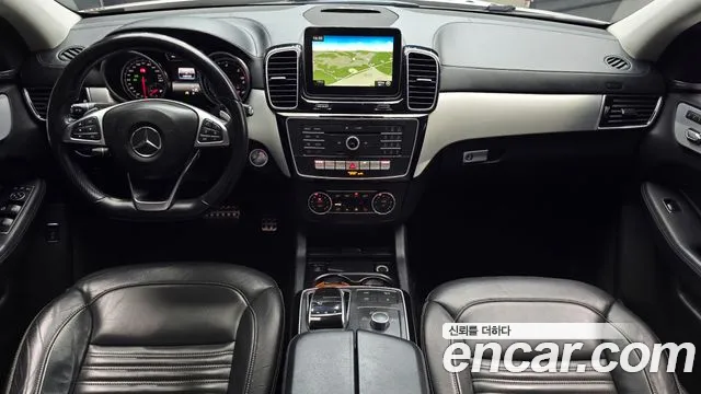 Mercedes-Benz GLE 2017 thumb 7