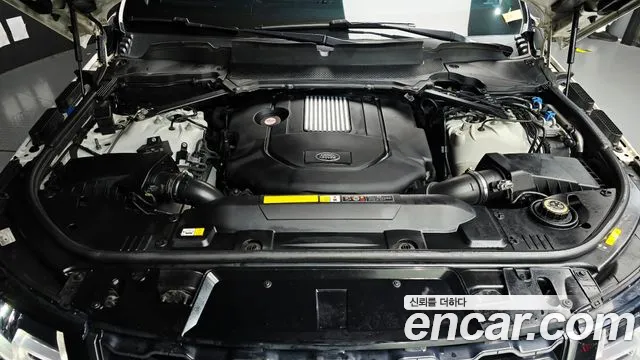 Land Rover Range Rover Sport 2018 thumb 6