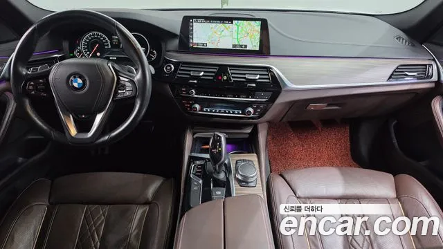 BMW 5-Series 2017 thumb 7