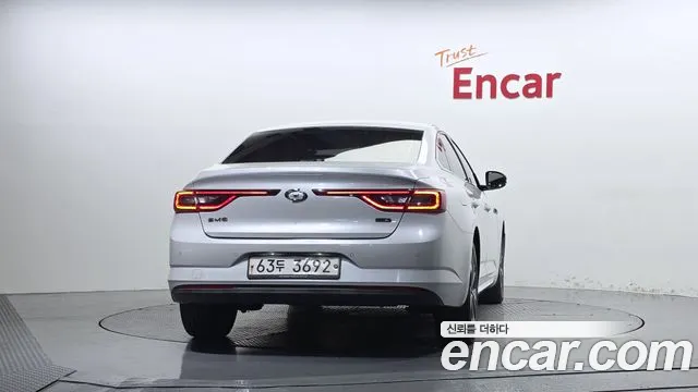 Renault-KoreaSamsung Megane 2019 thumb 4