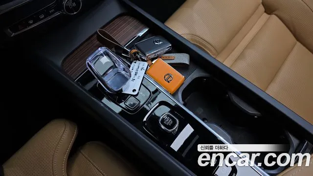 Volvo S60 2024 thumb 9