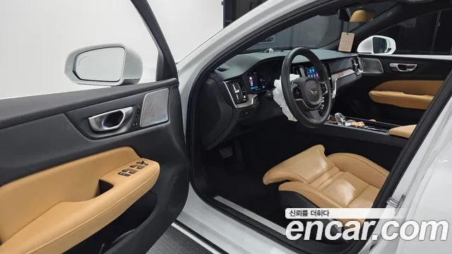 Volvo S60 2024 thumb 10