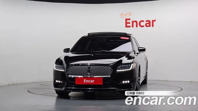 Lincoln Continental 2017 thumb 2