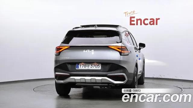 Kia Sportage 2023 thumb 4