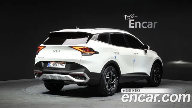 Kia Sportage 2022 thumb 2