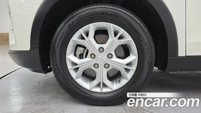 KG_Mobility_Ssangyong TIBOLI 2024 thumb 5
