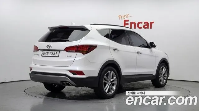 Hyundai Santa Fe 2016 thumb 2