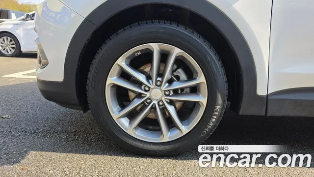 Hyundai Santa Fe 2016 thumb 5