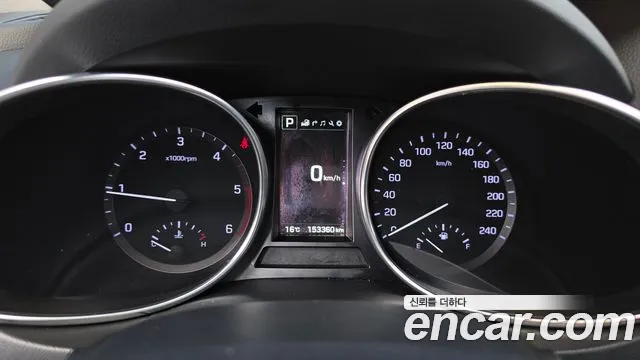 Hyundai Santa Fe 2016 thumb 8