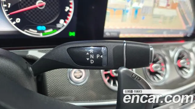 Mercedes-Benz CLS-Class 2020 thumb 9
