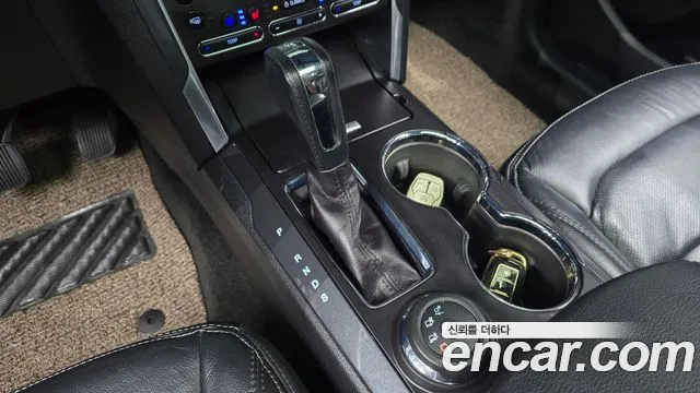Ford Explorer 2016 thumb 9