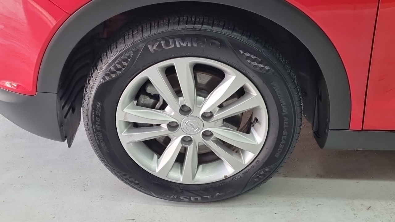 KG_Mobility_Ssangyong TIBOLI 2015 thumb 5