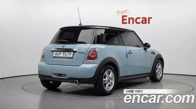 MINI Hatch 2012 thumb 2