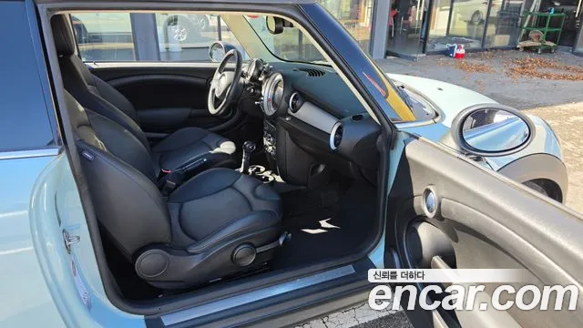 MINI Hatch 2012 thumb 11