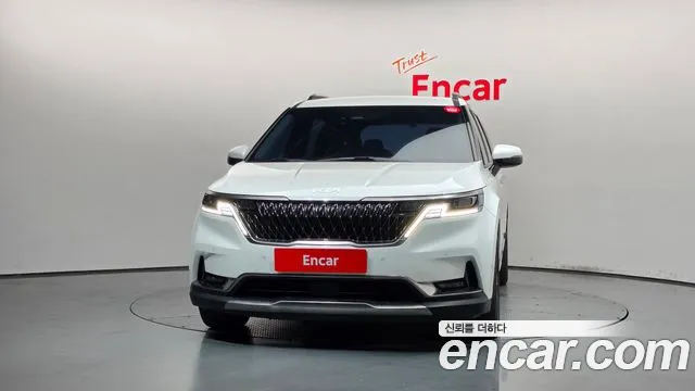 Kia Carnival 2023 thumb 3