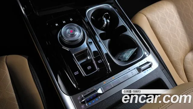 Kia Carnival 2023 thumb 9