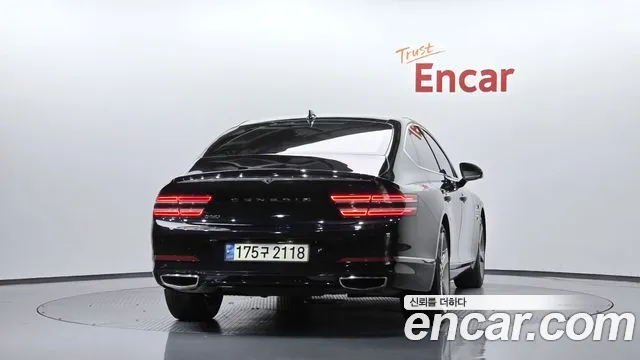 Genesis G80 2022 thumb 3