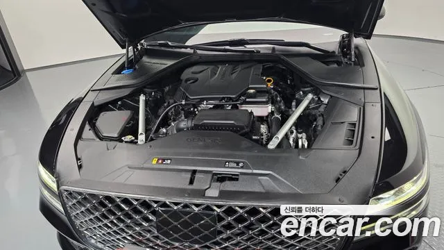 Genesis G80 2022 thumb 5