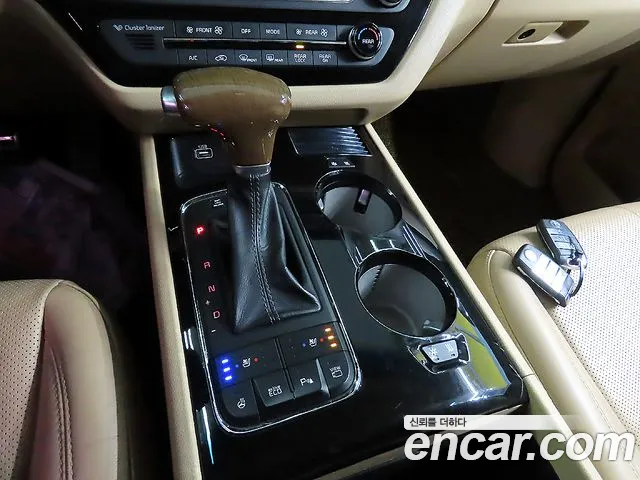 Kia Carnival 2017 thumb 9