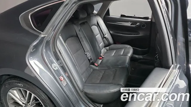 Hyundai Grandeur 2017 thumb 11