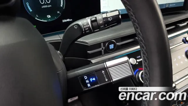 Hyundai Santa Fe 2024 thumb 9