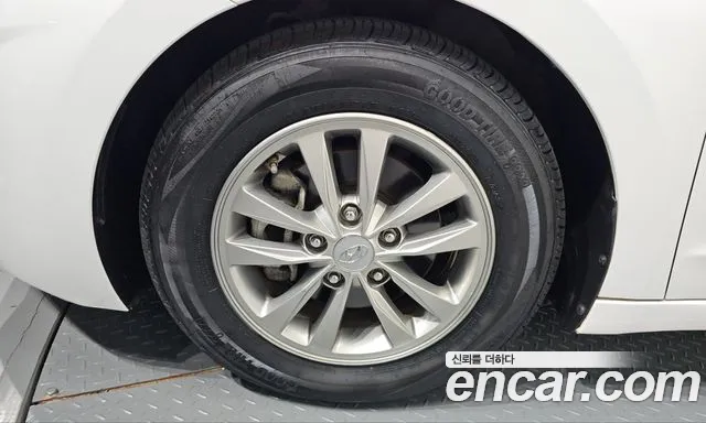 Hyundai Avante 2019 thumb 5
