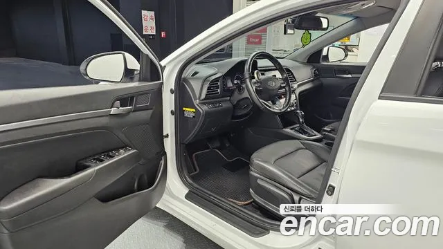 Hyundai Avante 2019 thumb 10