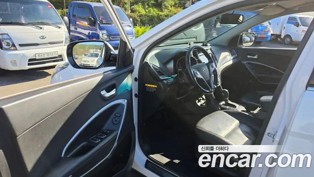 Hyundai Santa Fe 2012 thumb 10