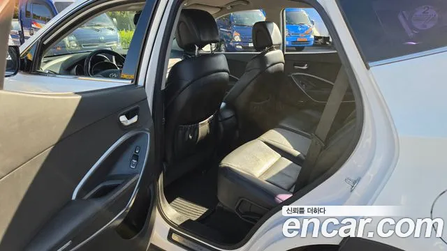 Hyundai Santa Fe 2012 thumb 11