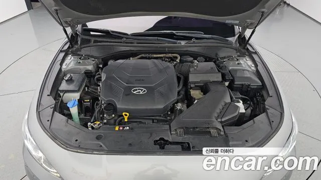 Hyundai Grandeur 2017 thumb 6