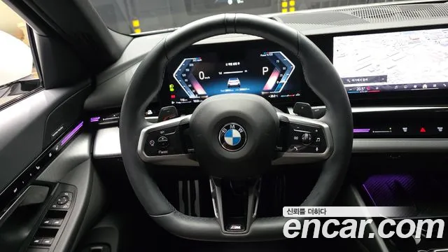 BMW 5-Series 2024 thumb 12
