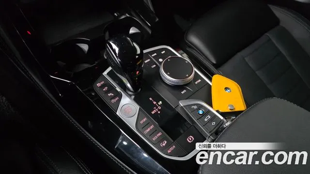 BMW X4 2023 thumb 9