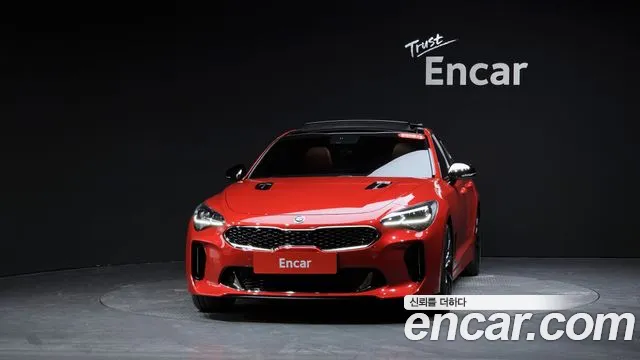 Kia Stinger 2019 thumb 2