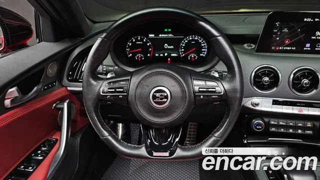 Kia Stinger 2019 thumb 12