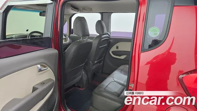 Kia Ray 2012 thumb 11