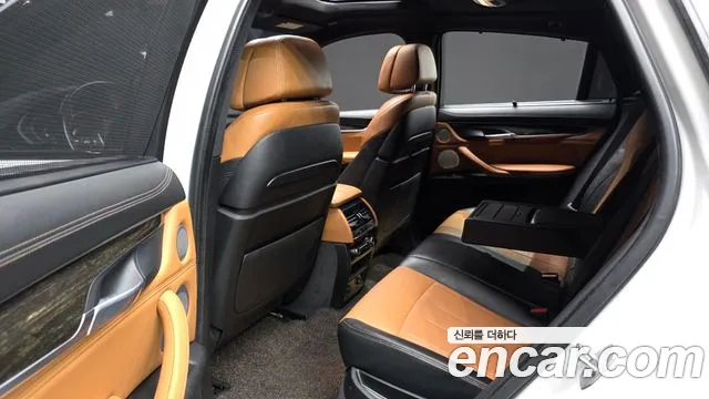 BMW X6 2016 thumb 11