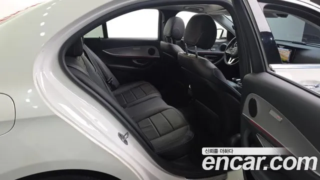 Mercedes-Benz E-Класс 2018 thumb 11
