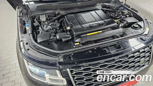 Land Rover Range Rover 2018 thumb 6