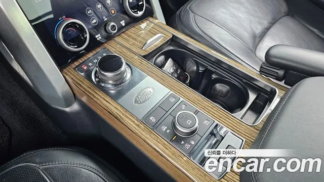 Land Rover Range Rover 2018 thumb 9