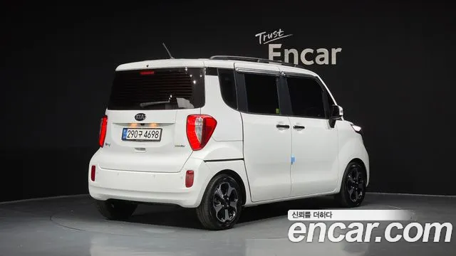 Kia Ray 2017 thumb 2
