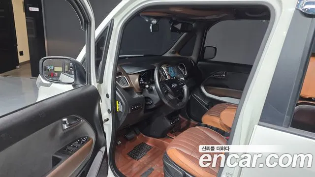 Kia Ray 2017 thumb 10