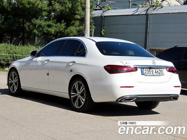 Mercedes-Benz E-Класс 2020 thumb 3