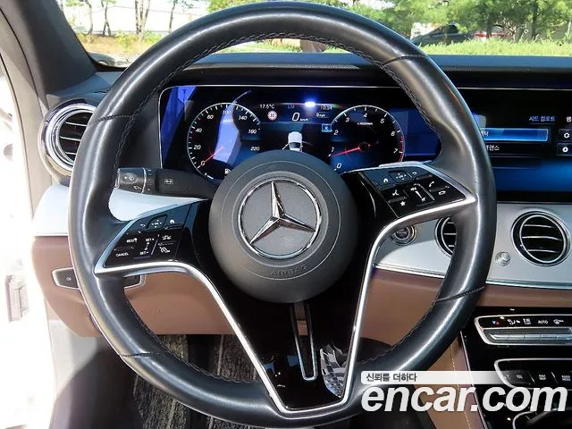 Mercedes-Benz E-Класс 2020 thumb 8