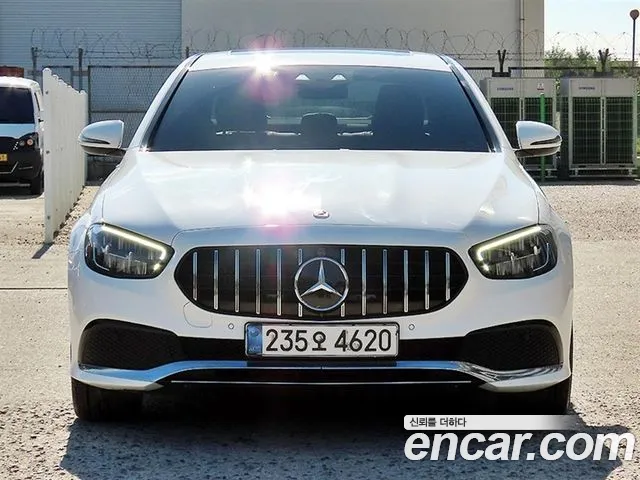 Mercedes-Benz E-Класс 2020 thumb 12
